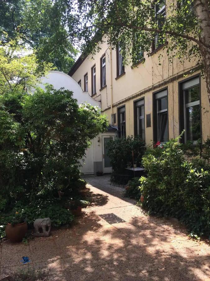 Ruhiges Office-Apartment Mit Kueche - Beuys Apartments Krefeld Exterior photo
